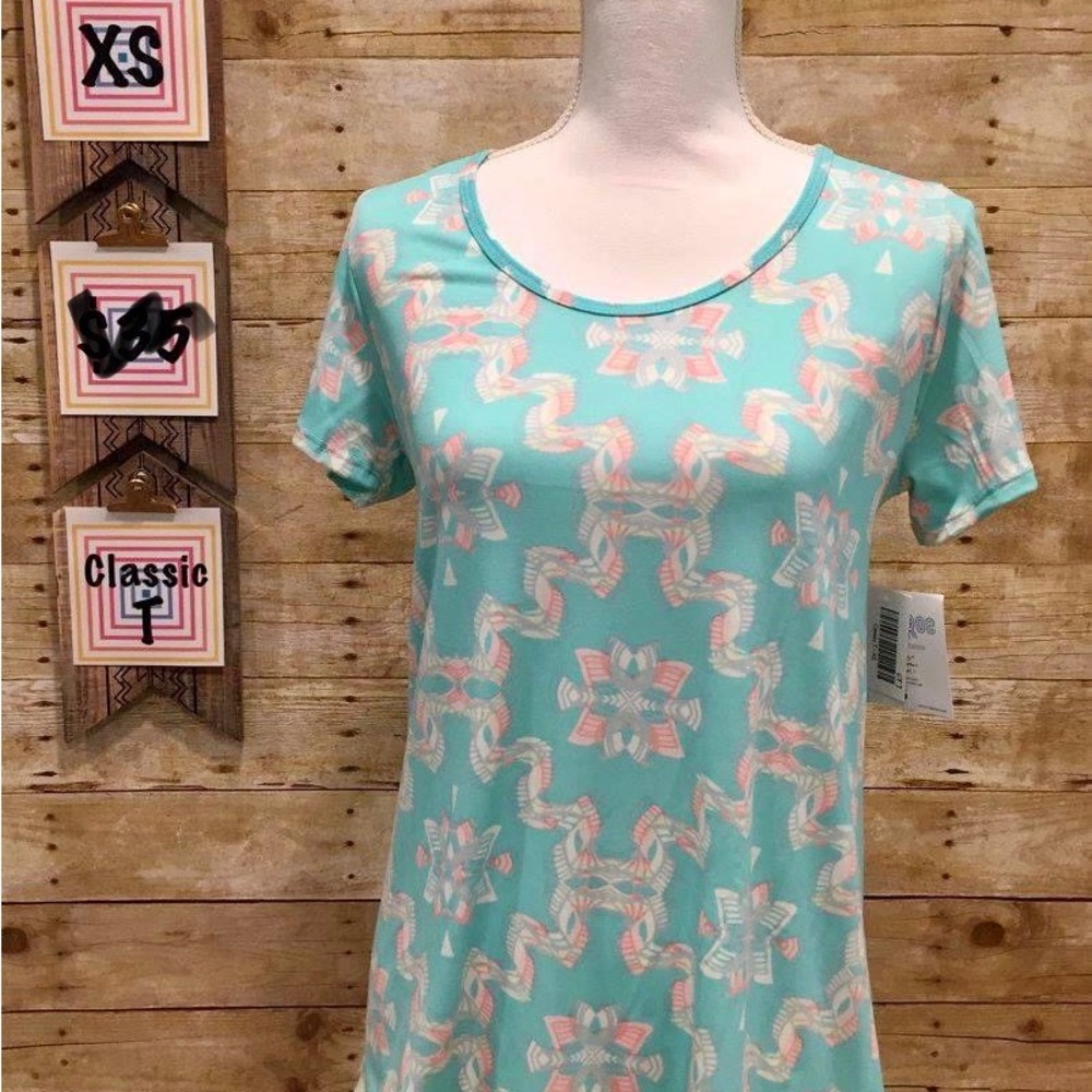 LuLaRoe Classic T